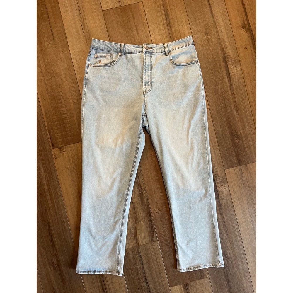 FRYE Light Wash High Waisted Straight‎ Leg Jeans Women Size 12 31